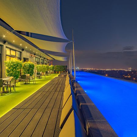 Azumi Boutique Hotel Muntinlupa City Bagian luar foto