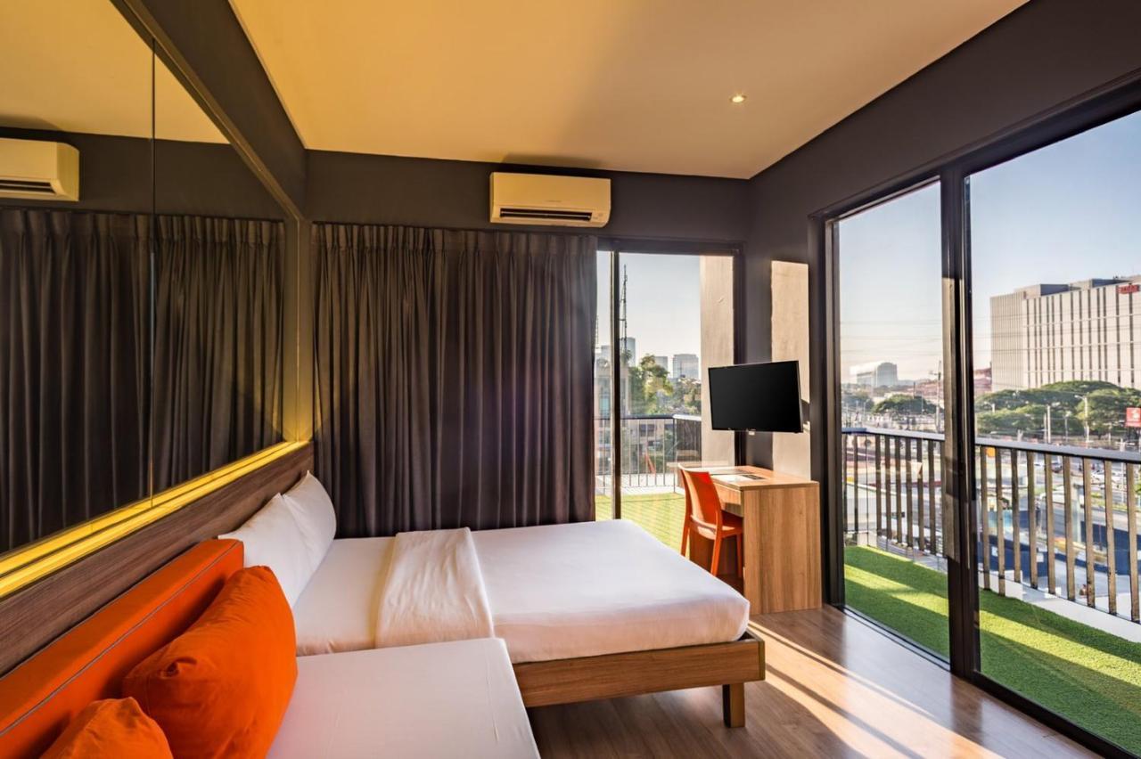 Azumi Boutique Hotel Muntinlupa City Bagian luar foto